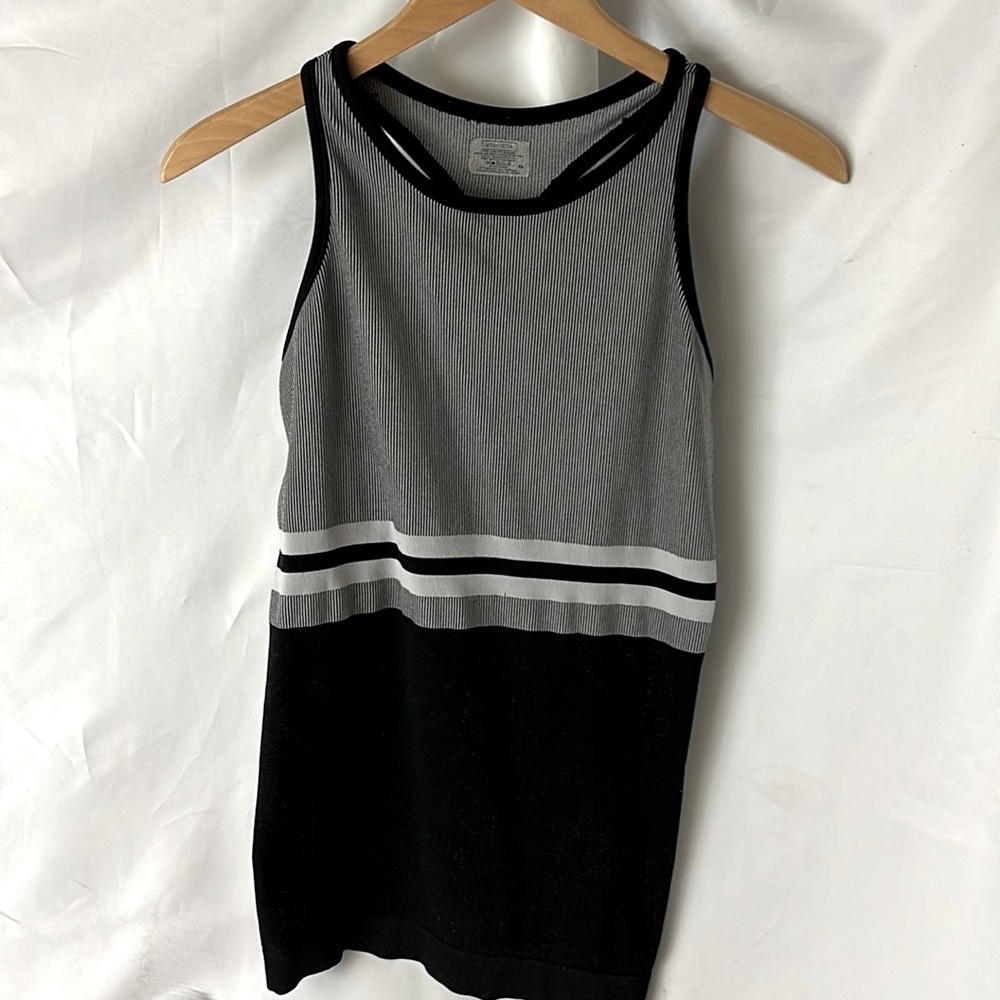 Athleta | Women’s Multi-Colored Slim Tank | Size XL.  Preloved Condition.